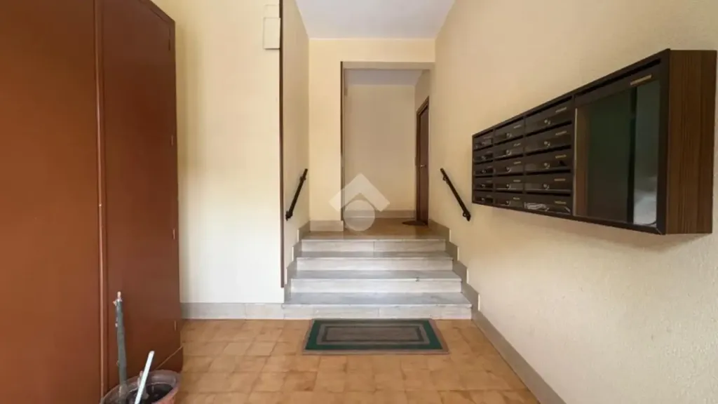 Esik - 3-Room Apartment with Balcony in Palermo