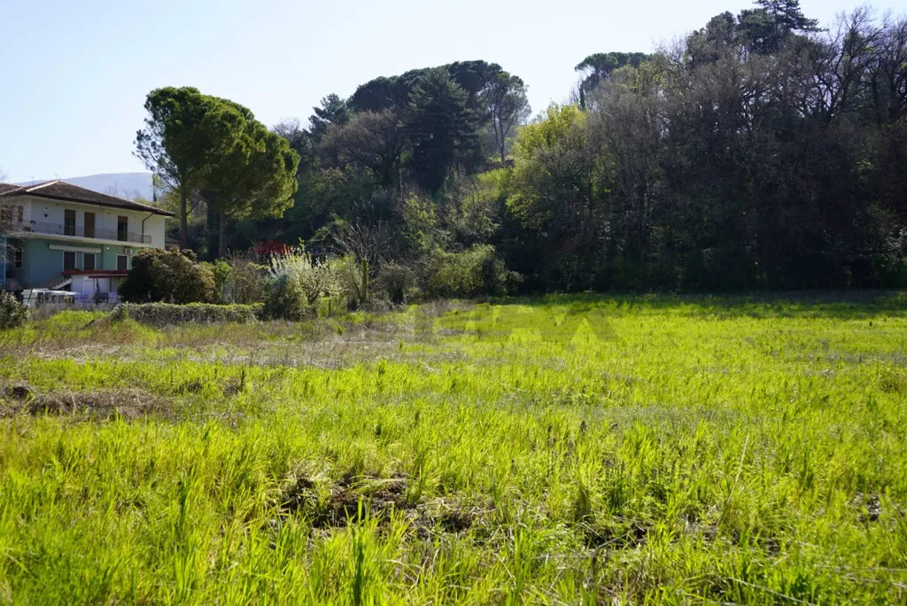 Aed - Buildable Plot with Green Access in Foligno