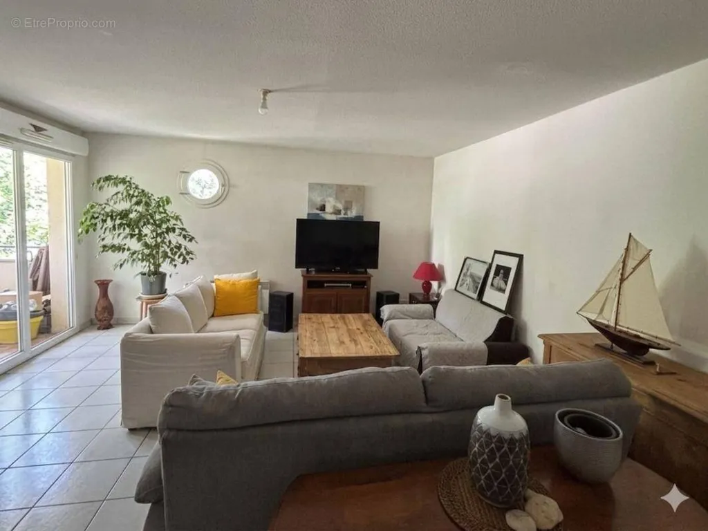 Elutuba - T3 Apartment with Balcony in Tonnay-Charente