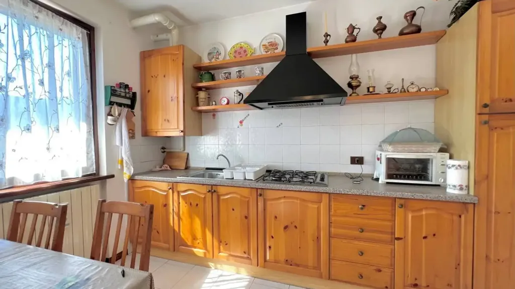 Köök - Twin-Unit with Garden in Ranzanico