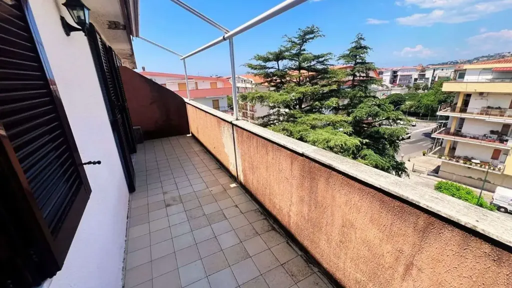 Balcon - Apartment with Balconies in Scalea