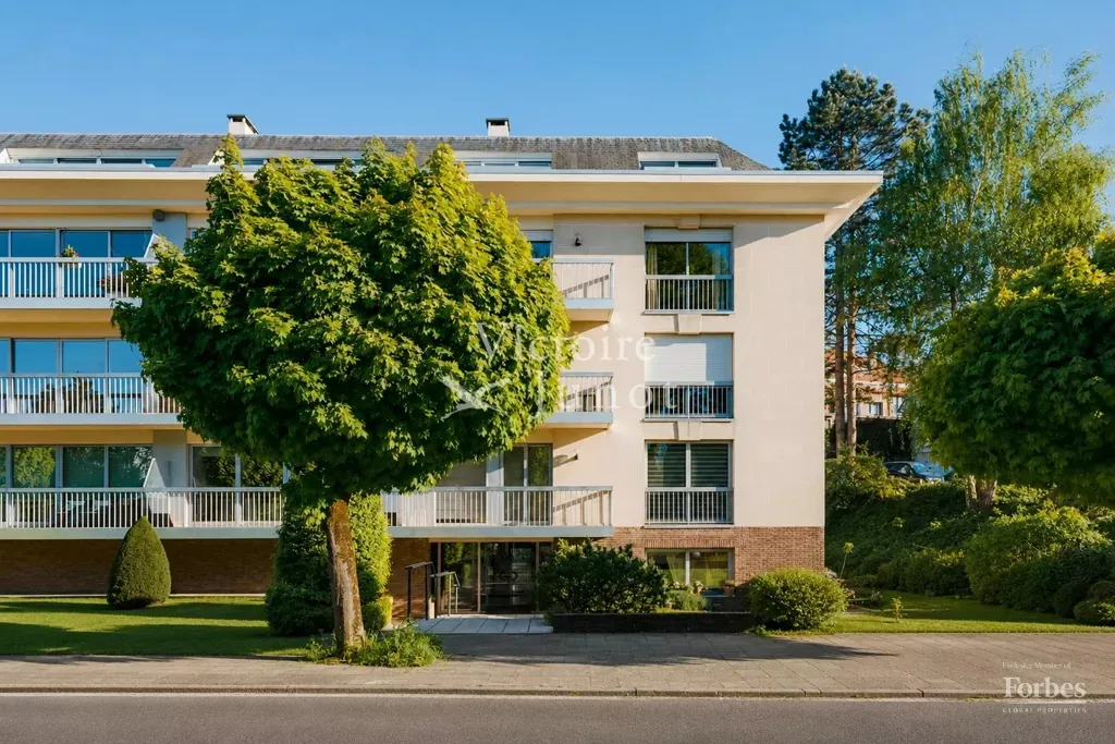 Extérieur - Penthouse avec Terrasses dans le Quartier Statuaire