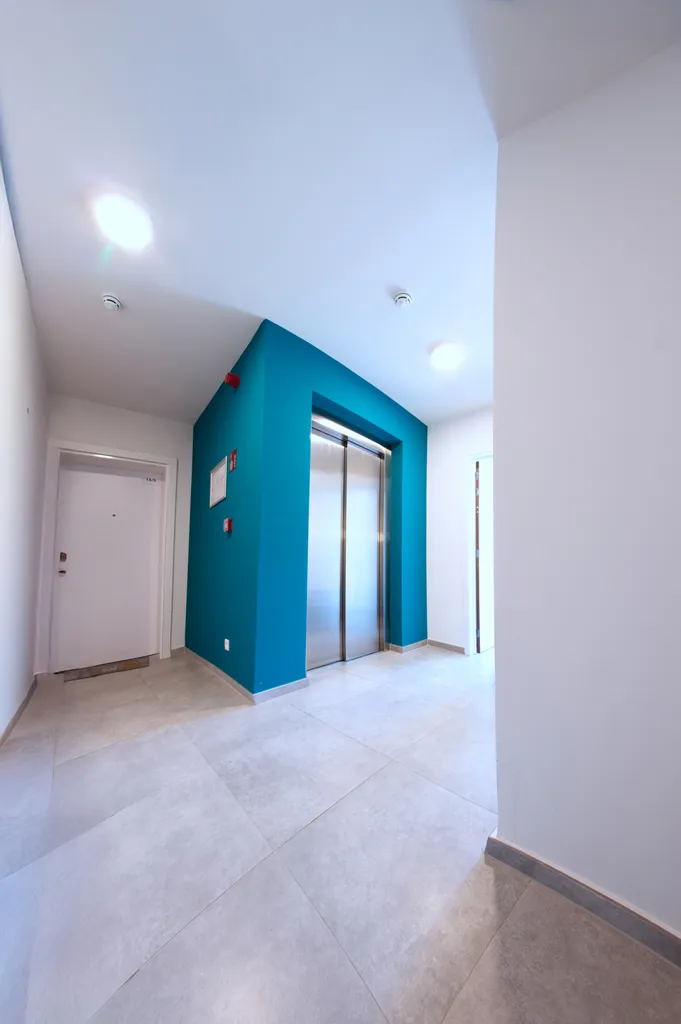 Entrée - Appartement Moderne avec Parking Privé à Lisières d'Havré