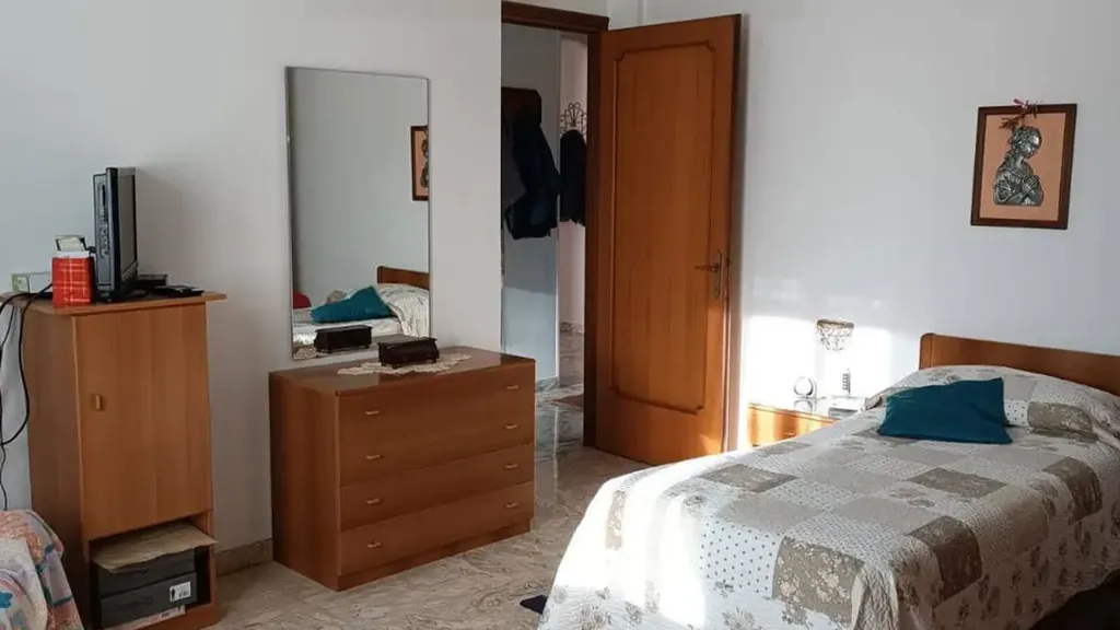 Magamistoad - Apartment with Private Garden in Casella