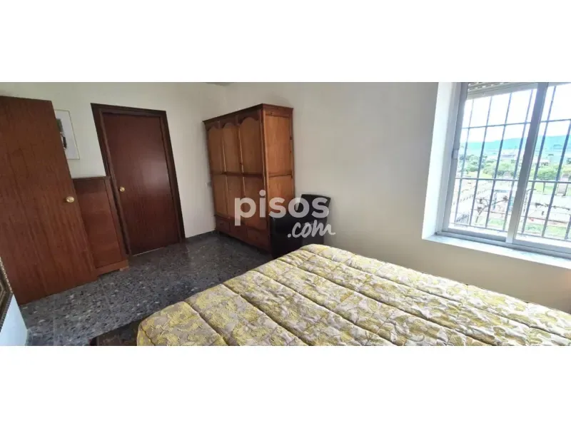 Chambres - Regulated House with Garden in Alcaucín