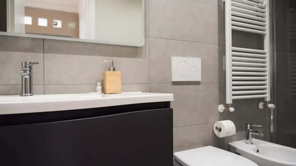 Salles de bain - Apartment with Castle View in Milan