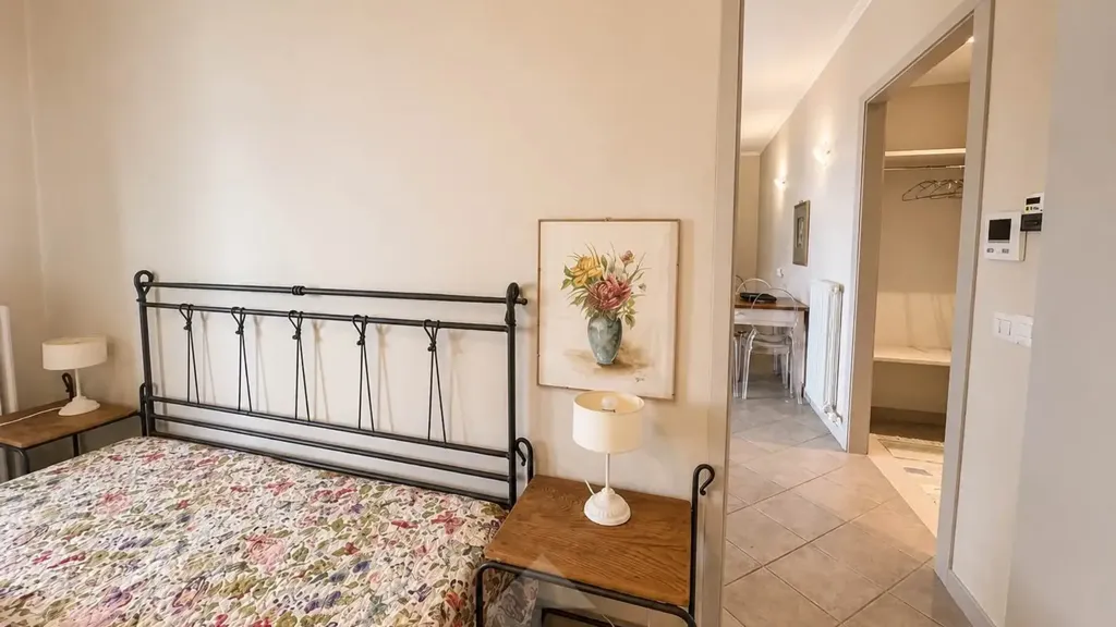 Magamistoad - Rustic Lake View Apartment in Musso