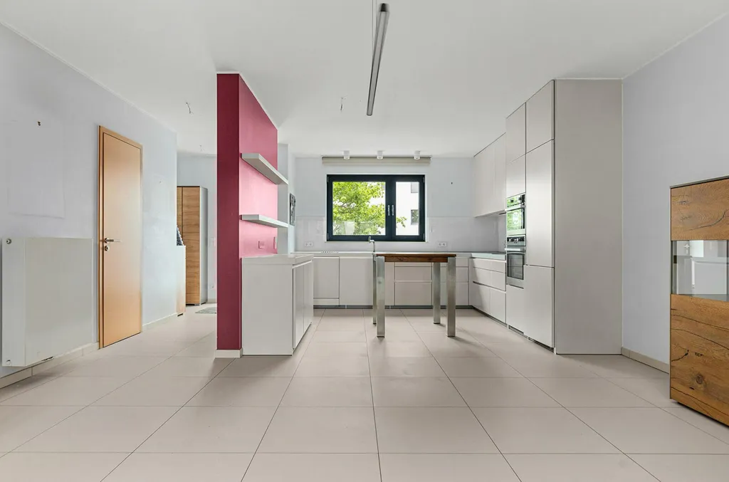 Cuisine - Triplex 5 Chambres avec Jardin à Belval