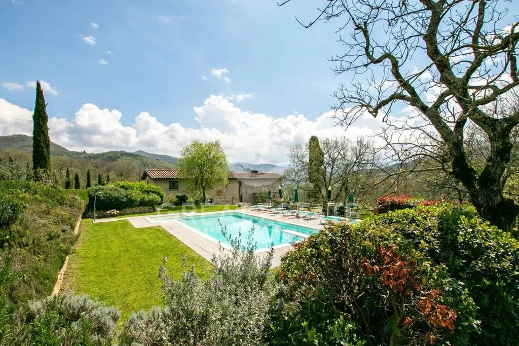 Bassein - Tuscan Farmhouse with Pool in Mugello