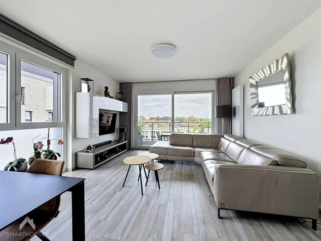 Elutuba - Modern Apartment with Terrace in Roeselare