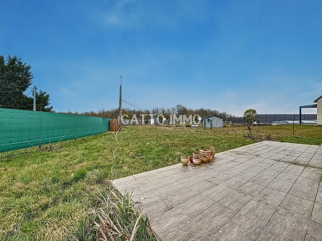 Aed - Detached House with Terrace in Chesny