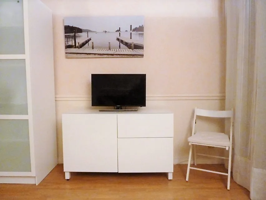 Magamistoad - Studio with Balcony in Clichy