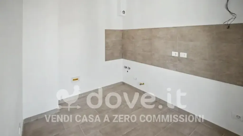 Pièces - Rustic-Style Apartment with Solar Panels in Concordia