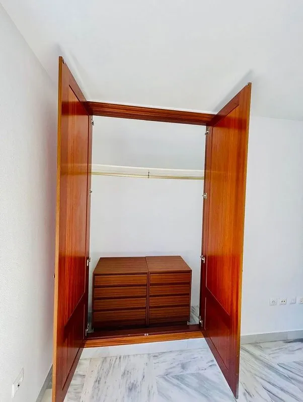 Toad - 2-Bedroom Apartment with Pool in Carranque