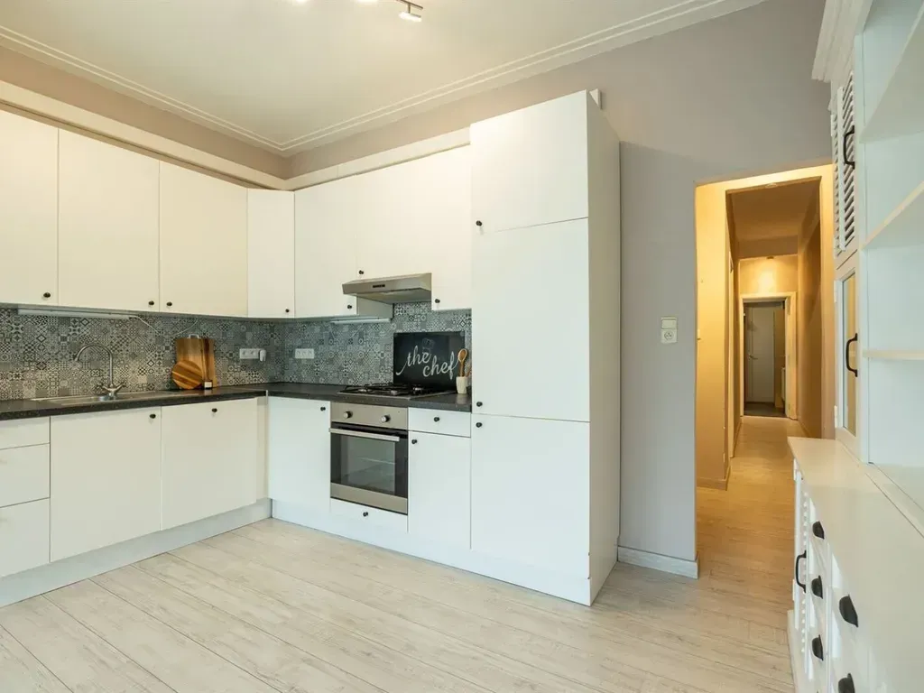 Cuisine - Appartement avec Terrasse Potentielle à Merksem