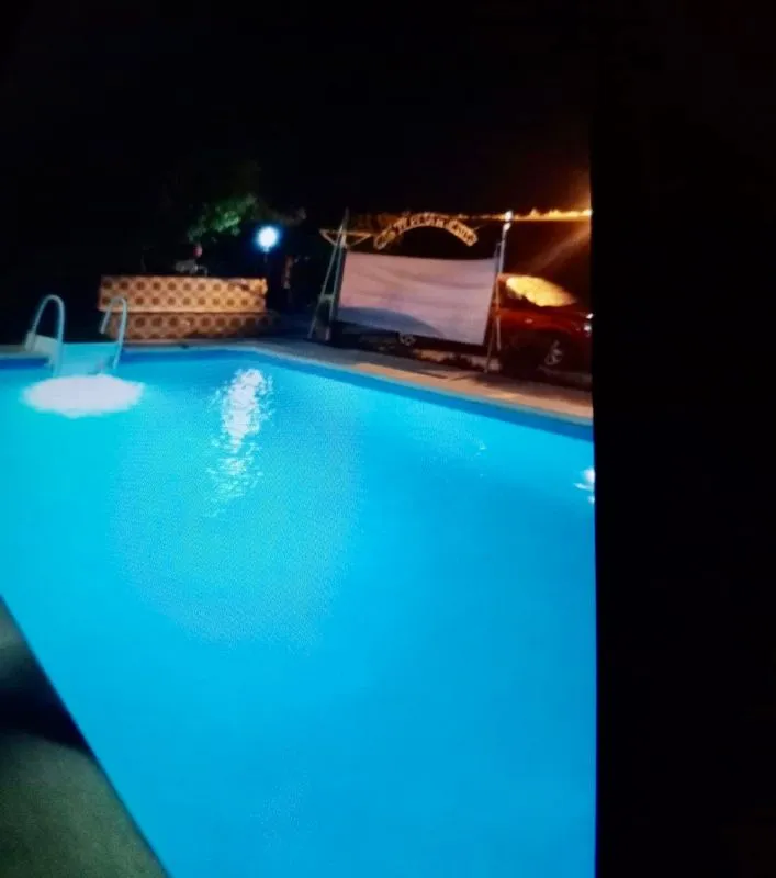 pool_area