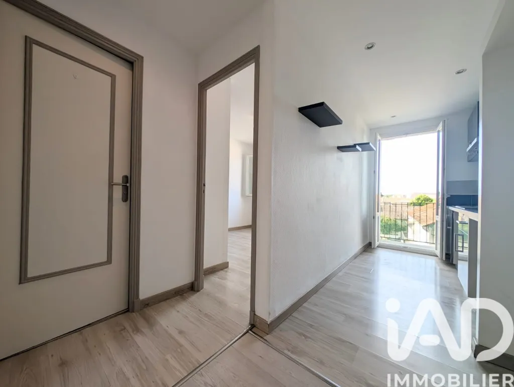 Cucina - T3 Apartment with Balcony in Narbonne