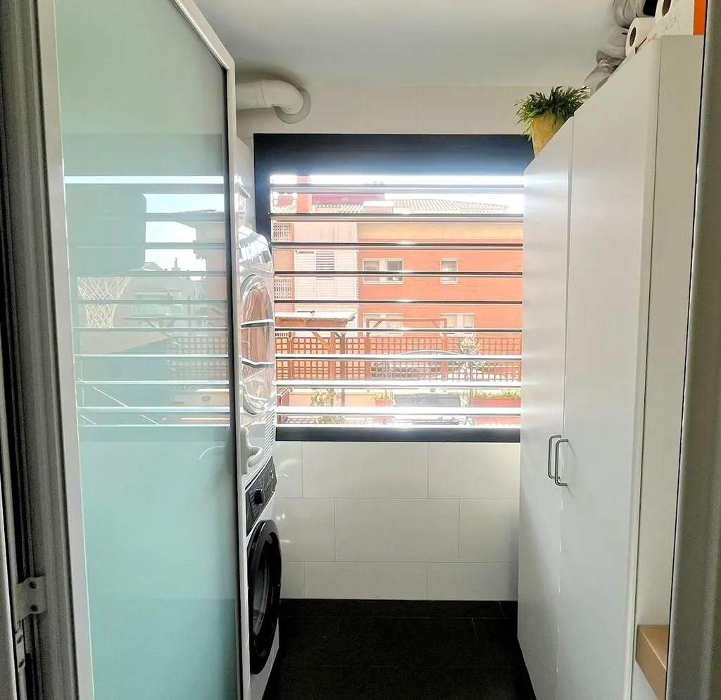 Pesuköök - Modern Apartment with Large Terrace in Mas Lluí