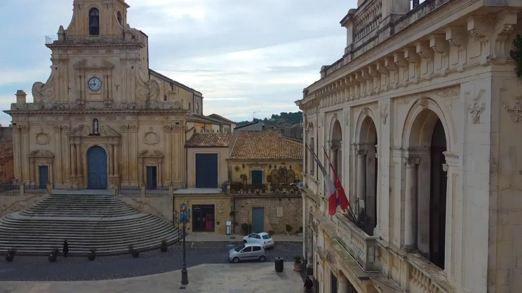 Exterior - Apartment with Panoramic Terrace in Palazzolo Acreide