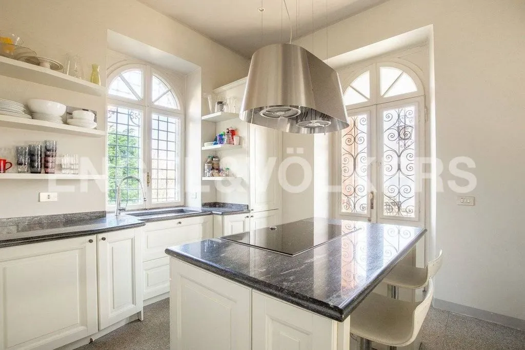 Cuisine - Villa with Lake View in Stresa
