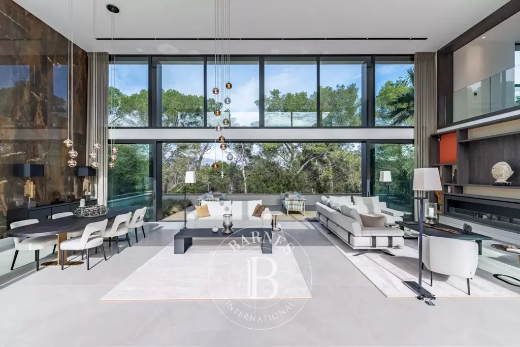 Living Room - Contemporary Villa with Pool in Mougins