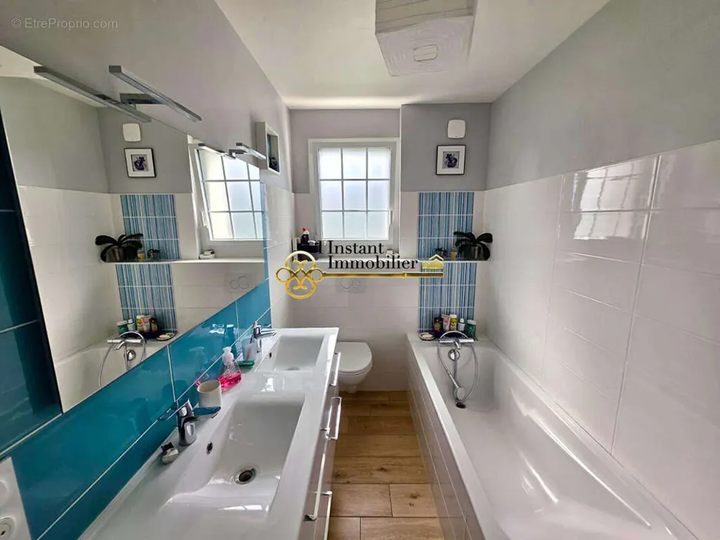 Bagni - Renovated House with Sea View in Carantec