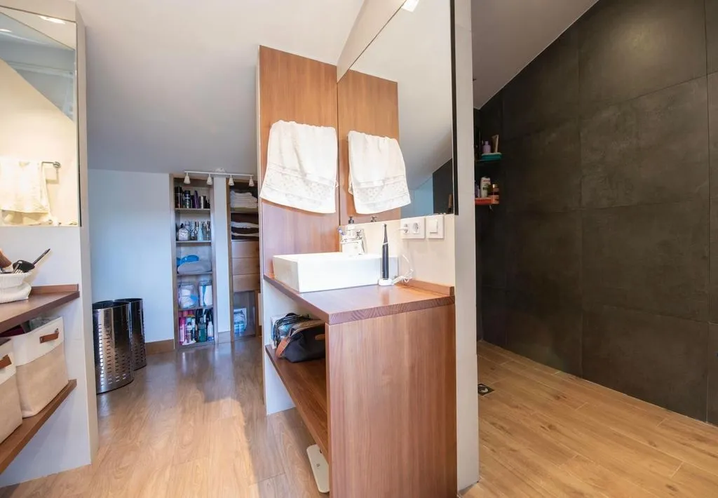 Salles de bain - Chalet with Infinity Pool in Espartinas
