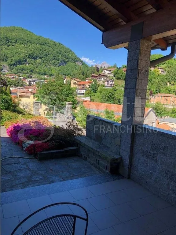 Terrazza - Panoramic Villa with Garden in Asso (CO)