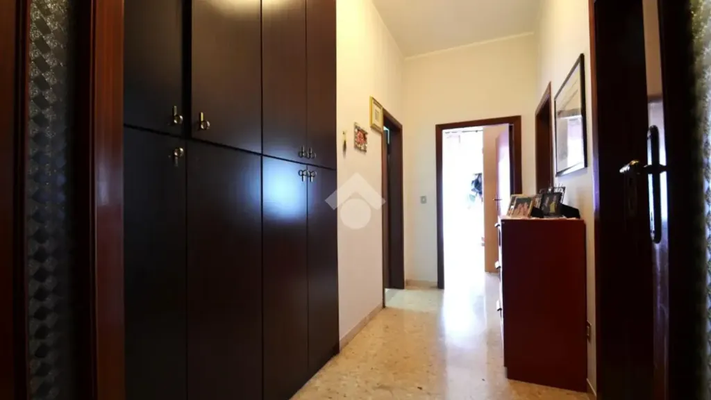 hallway_entrance
