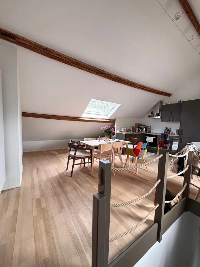 Séjour - Duplex 2 Chambres dans Maison de Maître à Ixelles