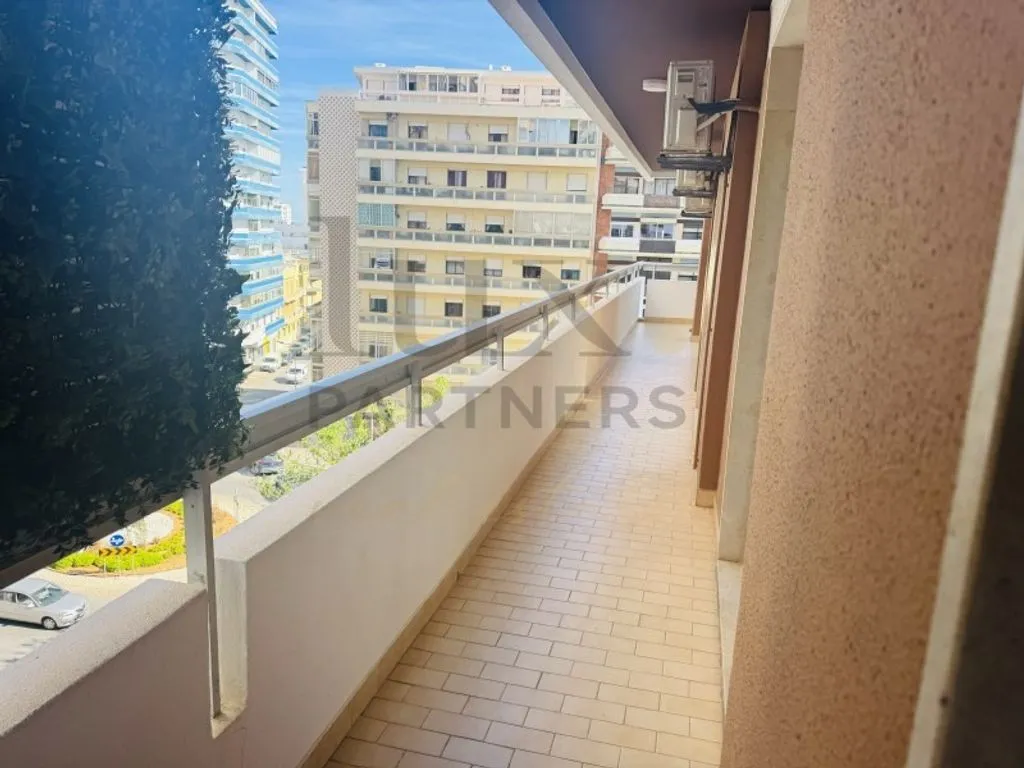 Balcon - Luxury Apartment in Tridente Building, Faro