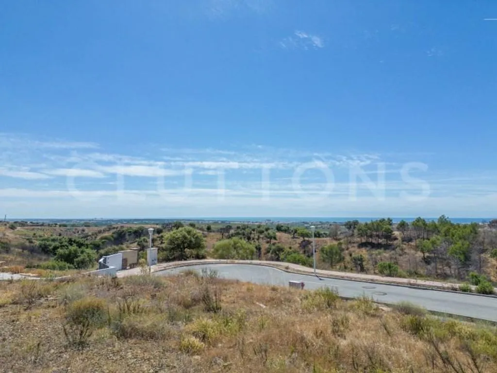 Jardin - Building Land with Sea View in Monte Rei