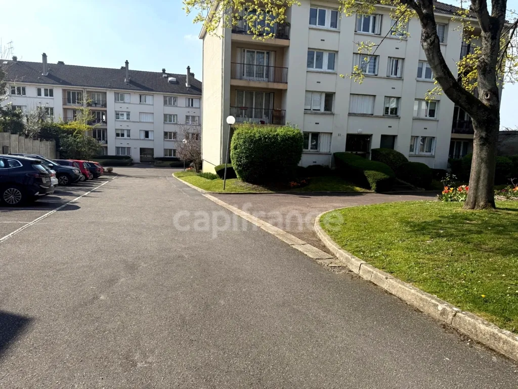 Extérieur - Appartement F4 Lumineux avec Parking à Montmorency