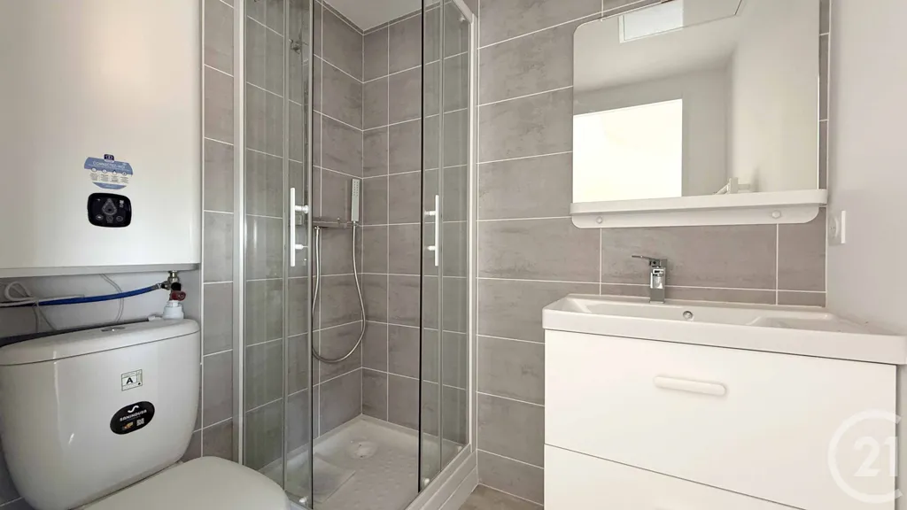 Salles de bain - Studio Rénové avec Jardin à La Tranche-sur-Mer