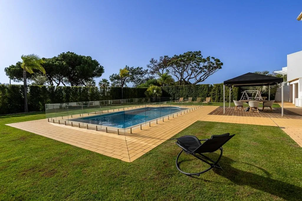 Bassein - Detached House with Pool in Vilamoura