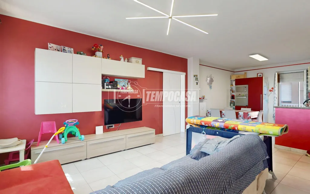 Elutuba - Fully Rented Flat with Private Garage in Cervere