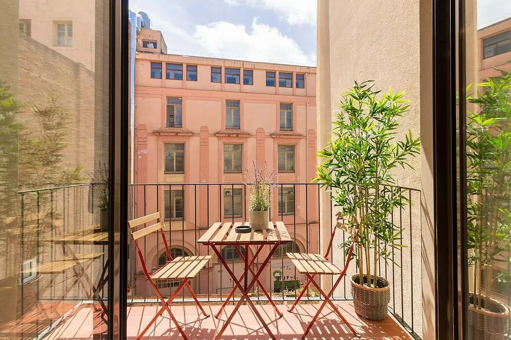 Balcone - Furnished Flat with Balcony in El Raval