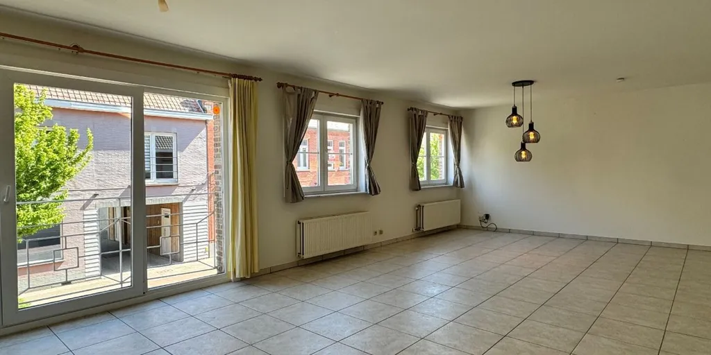 Séjour - Appartement avec terrasse et garage à Zulte