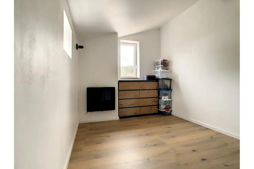 Pièces - Maison Contemporaine avec Terrasse à Antoing