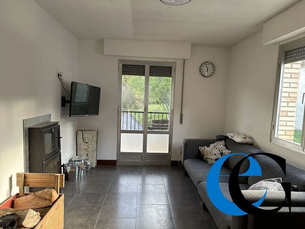 Séjour - Apartment with Balcony in Aia