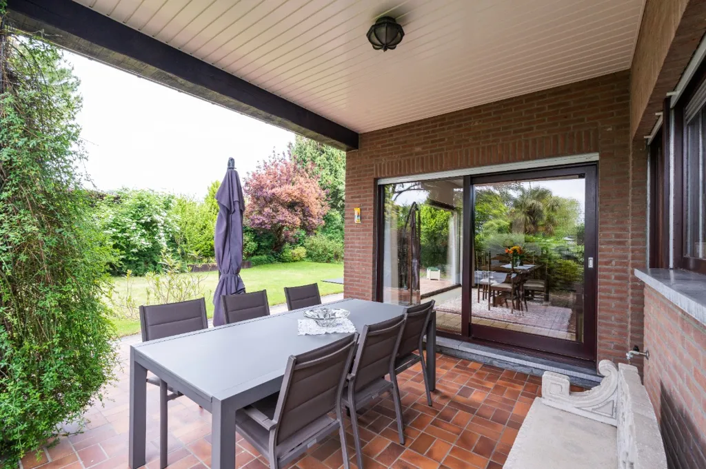 Terrass - Detached Villa with Garden in Zaventem