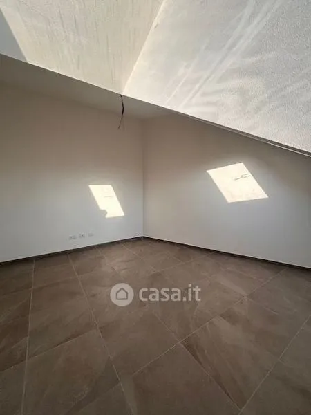 Pièces - Mansarded Apartment in Art Deco Building, Turin