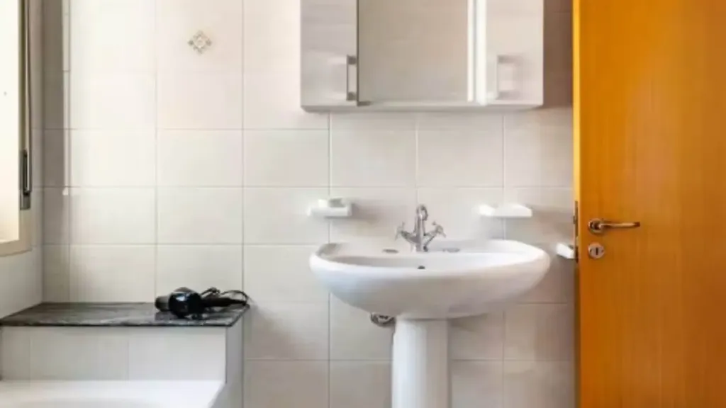 Salles de bain - Apartment with 3 Bedrooms in Noto