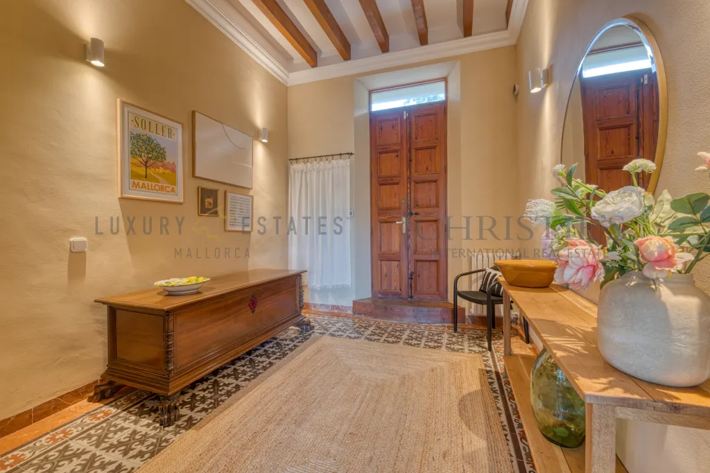 Entrée - Refurbished Villa with Pool in Sóller