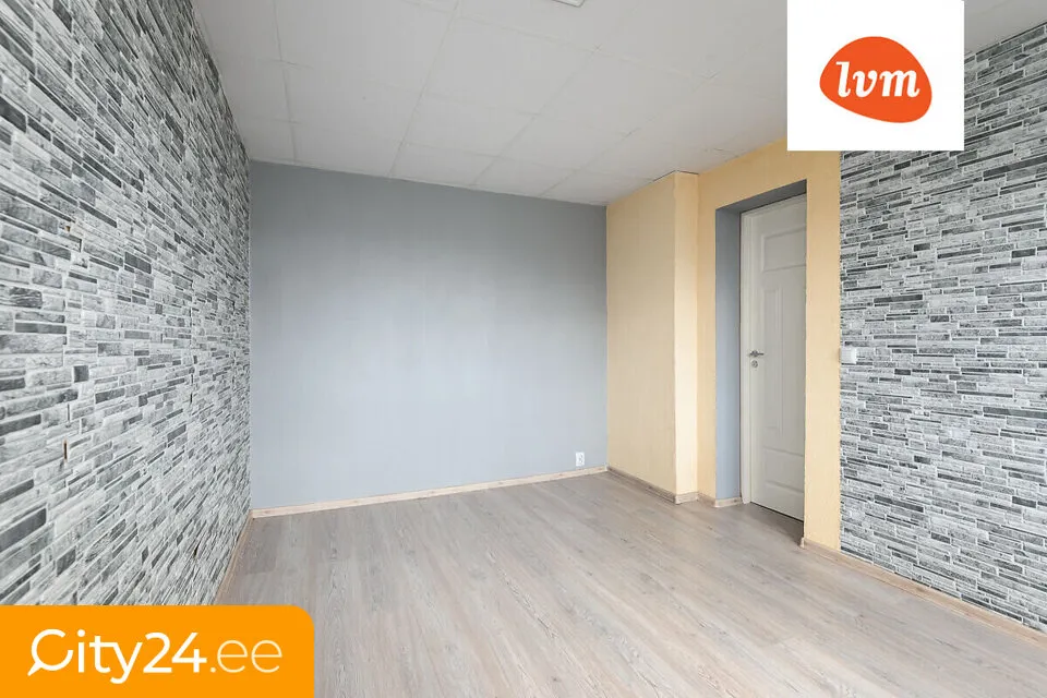 Pièces - Apartment with Storage in Kraavi