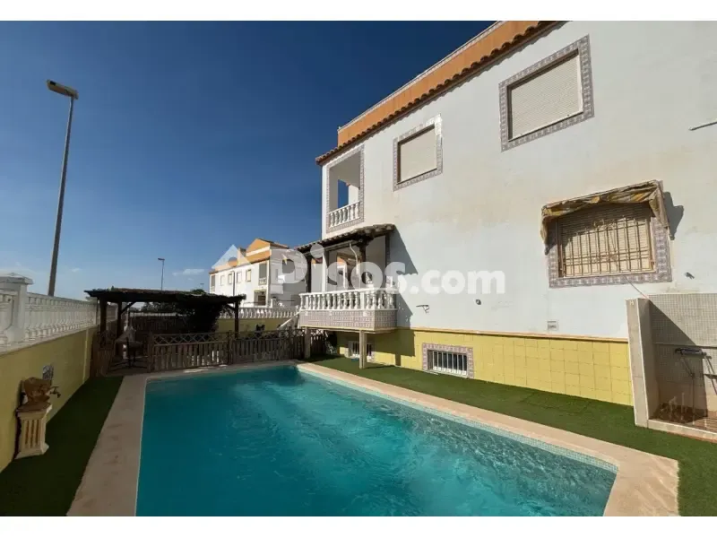 Piscina - Adosado with Private Pool in Torrevieja