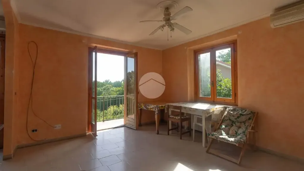 Salle à manger - Villa with Private Garden in Montafia