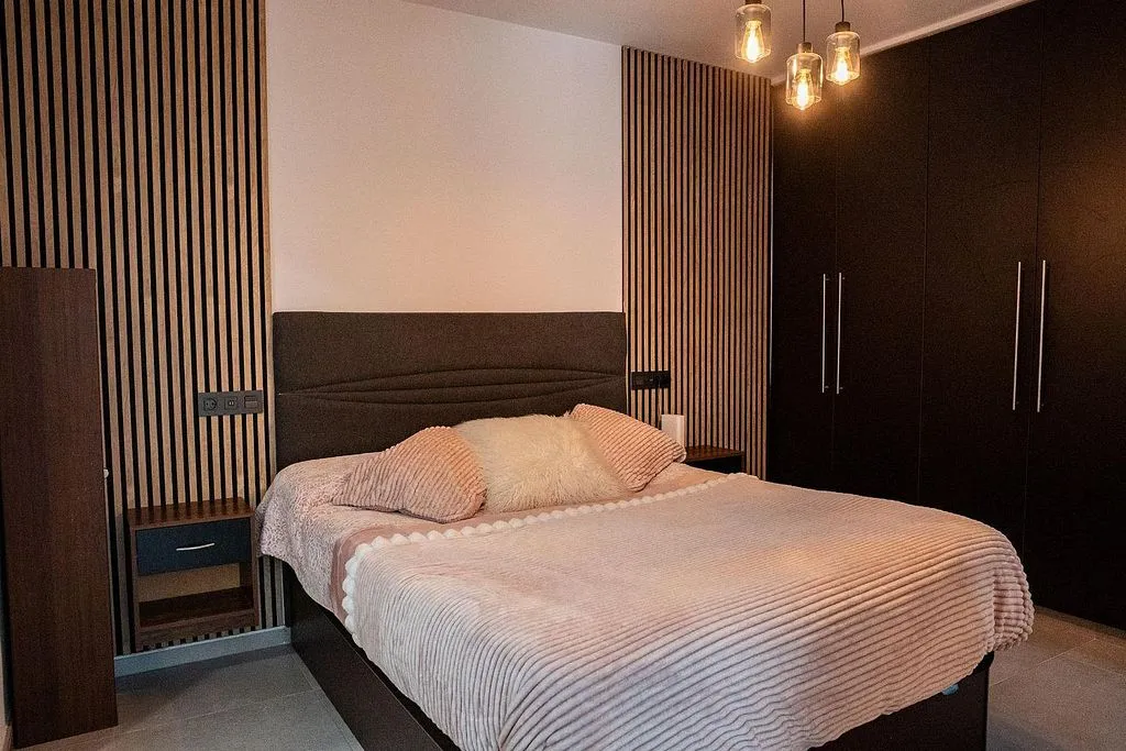 Chambres - Reformed Semi-detached House with Terrace in Ingenio