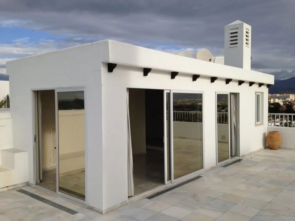 Terrasse - Luxury Penthouse with Sea View in Marbella