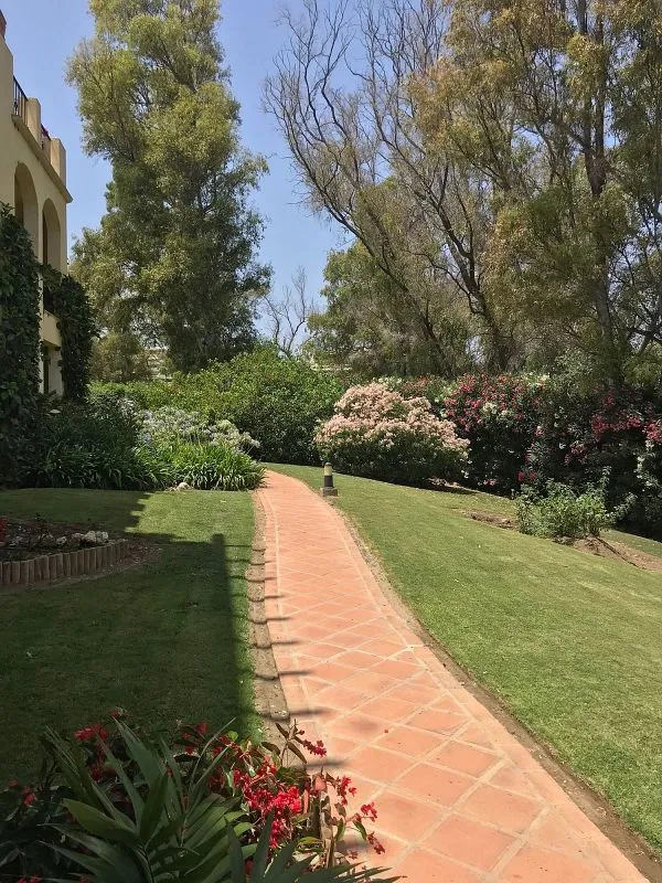 Garden - Apartment with Pool and Golf View in Guadalmina Alta